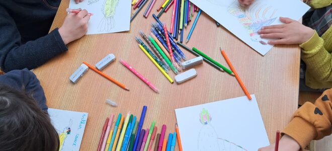 Atelier dessin à la librairie à Fougères